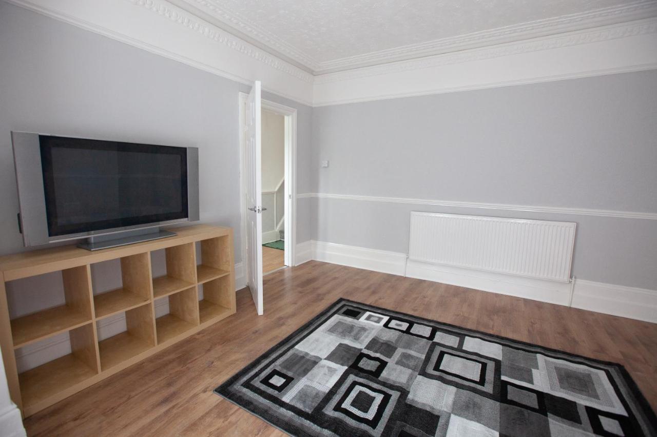 Palace Holiday home Clacton-on-Sea